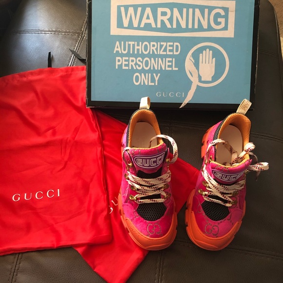gucci flashtrek pink